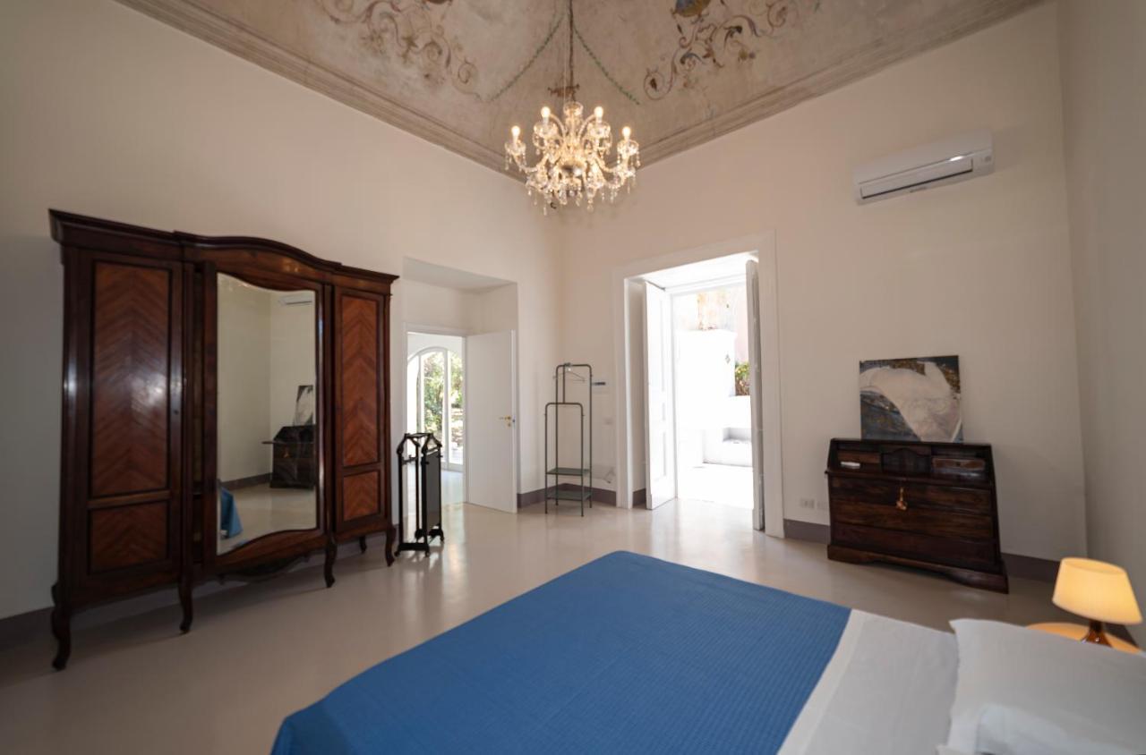 Controvento In Villa Eldorado Procida Bagian luar foto
