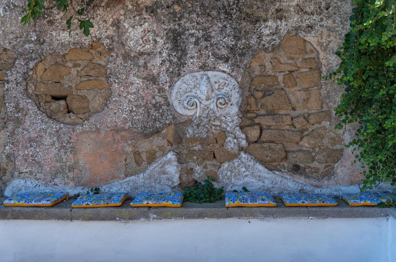 Controvento In Villa Eldorado Procida Bagian luar foto